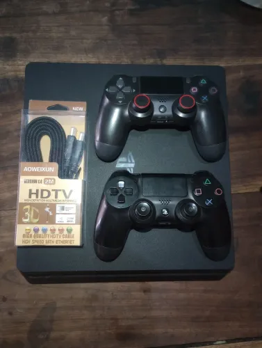PS4 Slim 1TB (+Dvd HEN Com jogos já instalados)
