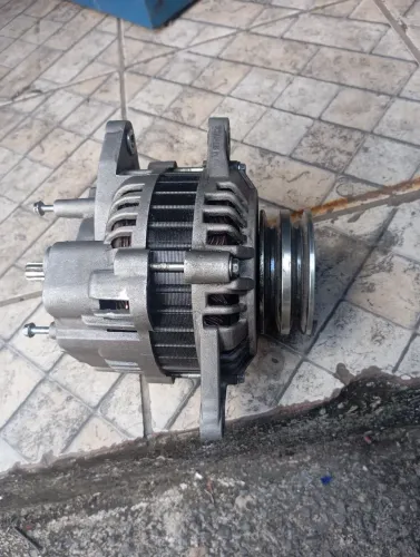 Vende alternador l200 e Kia bongo