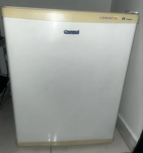 Frigobar Consul 80 litros