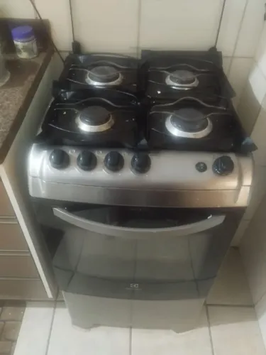 Vendo fogão