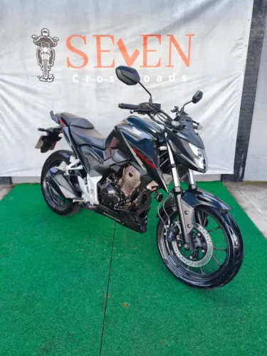 HONDA CB300F TWISTER