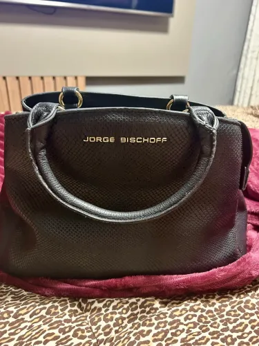 Bolsa em couro legítimo - Jorge Bischoff
