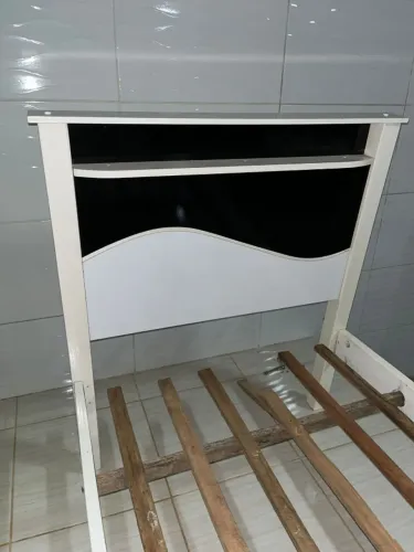 Cama de solteiro 