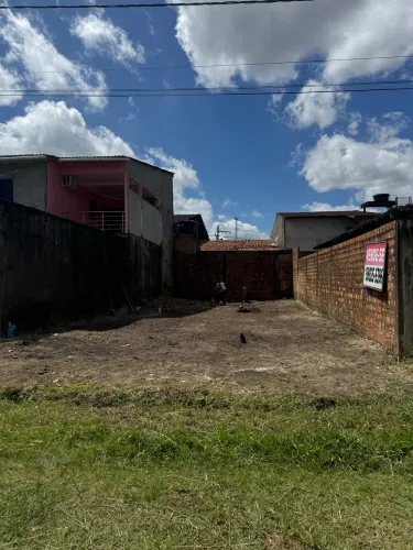 Vendo terreno ou troco por moto de 500 cilindrada em diante mais volta.