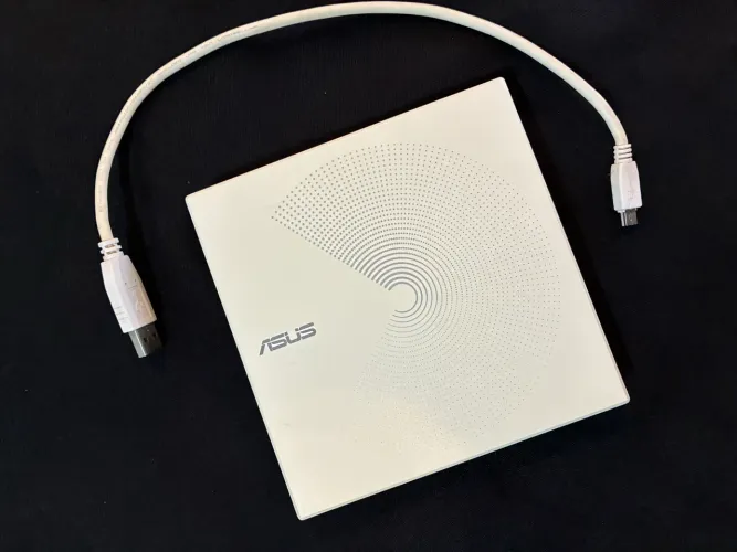 Leitor de DVD e CD Externo Óptico portátil ASUS SDR-08B1-U USB (Branco)