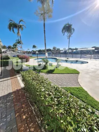 Casa em condomínio para Venda em Cabo Frio, 4 dormitórios, 2 suítes, 3 banheiros, 1 vaga,