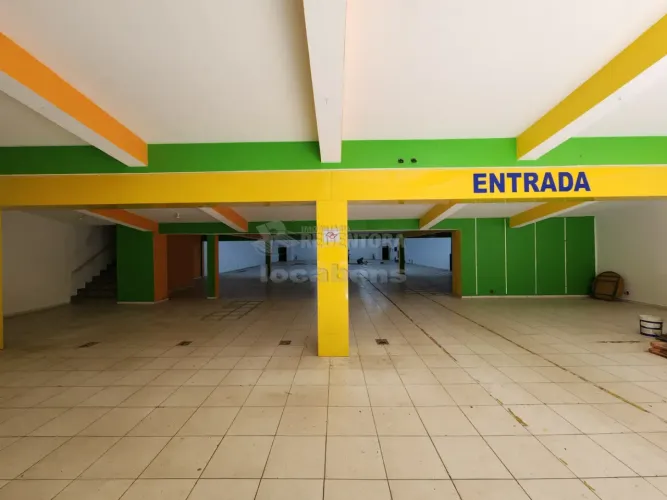 Vila Marim / Votuporanga Sp - Salão comercial amplo com 02 banheiros