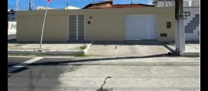 Casa para Locação em Aracaju, Atalaia, 3 dormitórios, 1 suíte, 4 banheiros, 2 vagas