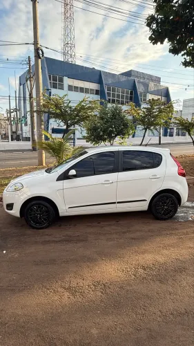 Fiat Palio Attractive 1.0 EVO Fire Flex 8V 5P 2015