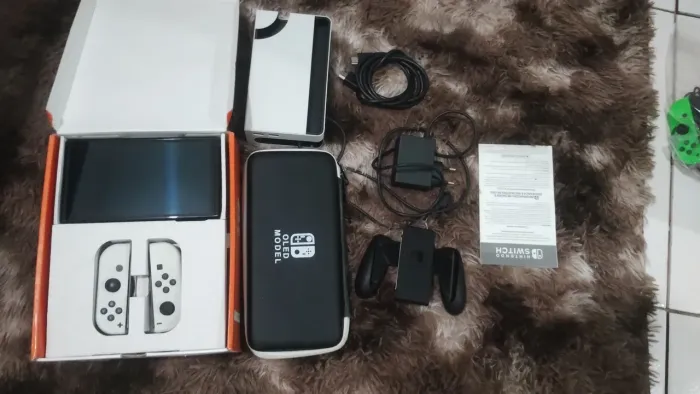 Nintendo switch OLED 256 GB