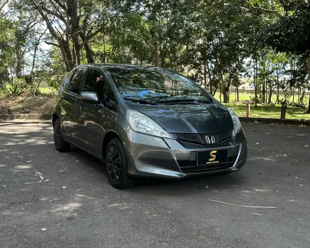 Honda Fit DX 1.4 Flex 16V 5P Mec. 2014