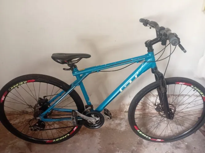 Vende-se bicicleta