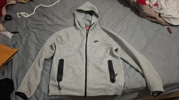 CASACO NIKE TECH FLEECE