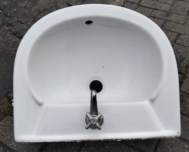 Lavatório de Banheiro Retrô Celite + Torneira Hidro Fix