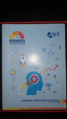 Livro de questões ENEM Linguagens, códigos e suas tecnologias