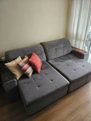 Sofá retrátil e reclinável Suede