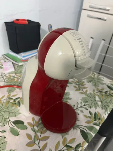 Cafeteira Nescafé Dolce Gusto Arno Automática 