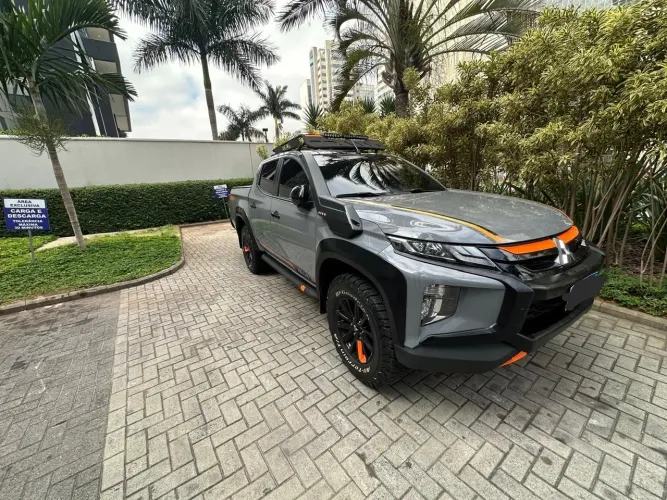 Mitsubishi L200 Triton S HPE Sertoes 2.4 CD Dies. 2024
