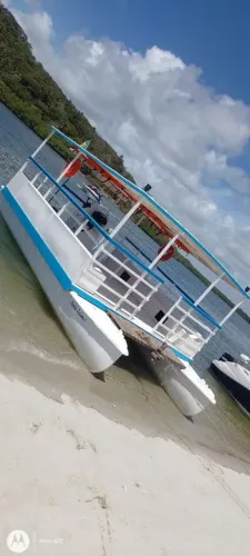 Vende catamarã 