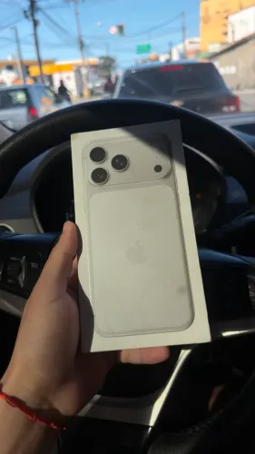 iPhone 17 pro Max 256gb (USADO)