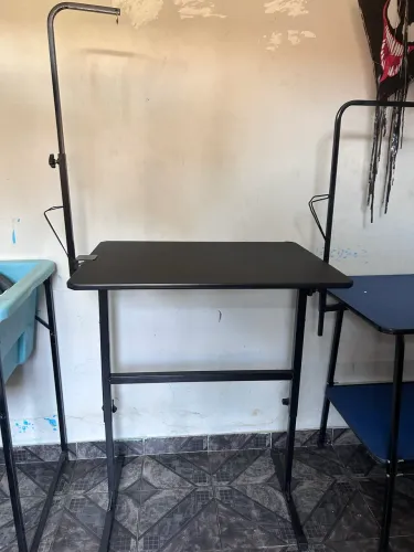 Vende-se mesa de tosa 