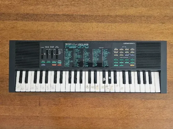 VENDO TECLADO PROFISSIONAL INFANTIL YAMAHA PORTASOUND VOICE BANK PSS-270, 4 oitavas