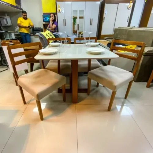 Mesa de Jantar Bali 90x90cm com Vidro e 4 Cadeiras Turquia em Linho Madeira Minas Plac