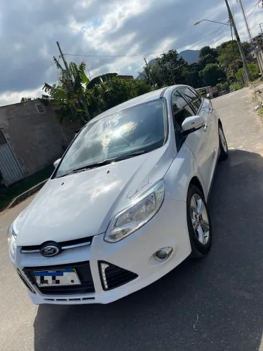 Ford Focus 1.6 S/se/se Plus Flex 8v/16v 5P 2015