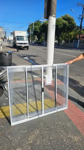 JANELA 1.00X1.20 4 FOLHAS BRANCA - OPORTUNIDADE DO MÊS