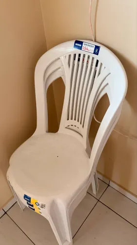 Vendo conjunto com 4 cadeiras da Tramontina
