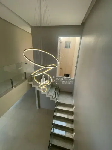 Imóvel para venda com 240 metros quadrados com 4 quartos