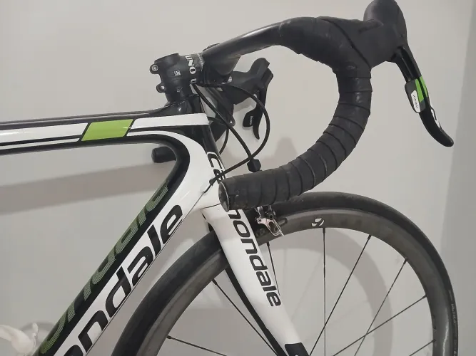 Cannodale Supersixevo 6 - com 7,4 Kg - Tamanho 54 - Quadro UCI.