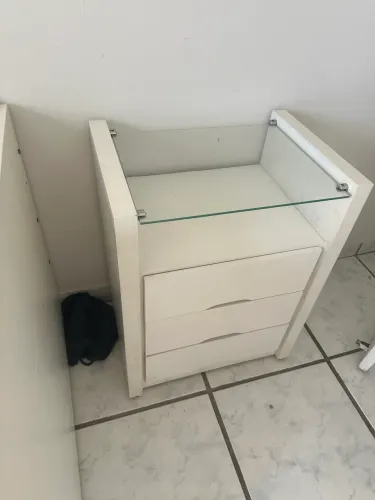 Mesa de cabeceira TokStok