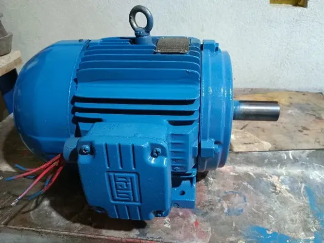Motor Elétrico Weg Trifásico 10cv 2 Polos Alta Rotação (Usado)