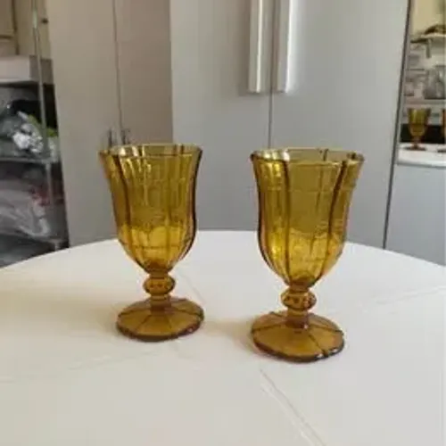 Taças Âmbar Amarelas Novas