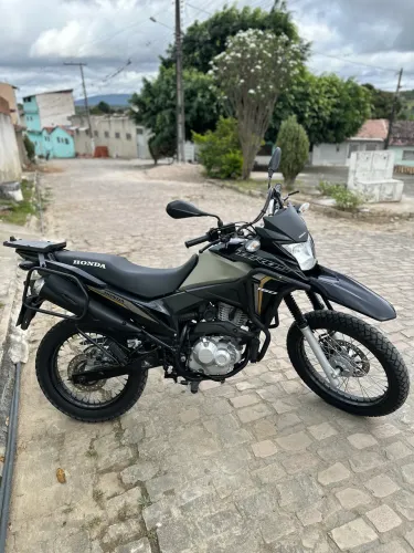 Bros 160