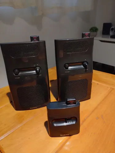 Raras caixas de som brookstone 
