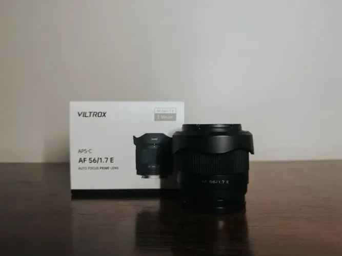 Lente Viltrox Air 56mm F1.7