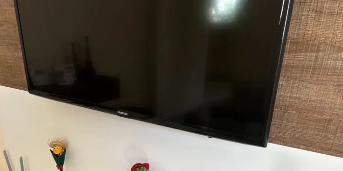 Vendo televisão Samsung valor 150 reais