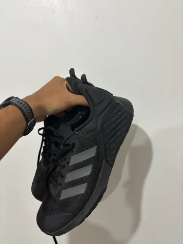 VENDO ADIDAS DROPSET 3 TAM 44