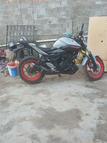 VENDO MOTO YAMAHA