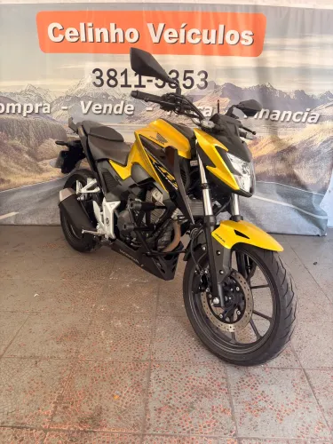 Honda CB 300f Twister 300 cc. - Financio em até 48x e parcelo em 21x no cartão