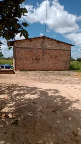 Alguga se uma casa básica no João de Barros um quarto um banheiro básico uma cozinha grand