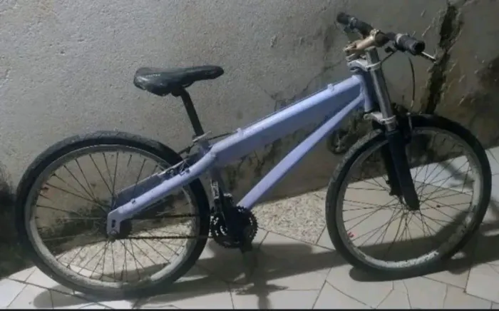 Vende-se bicicleta 