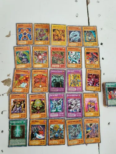 50 cartas Yu gi Oh coleção The best 2008 de banca