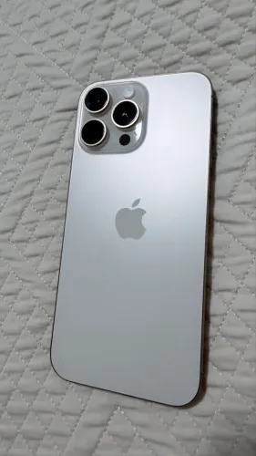 iPhone 16 Pro Max 256 gigas Desert