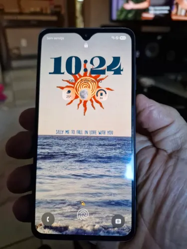 Samsung S21fe roxo em bom estado.