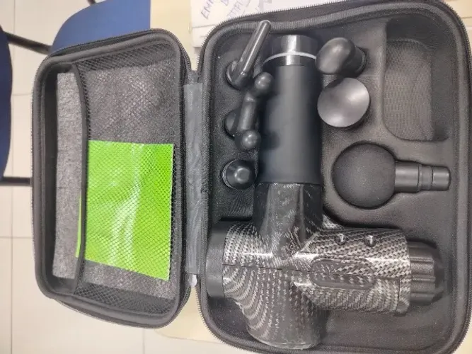 Pistola massageadora