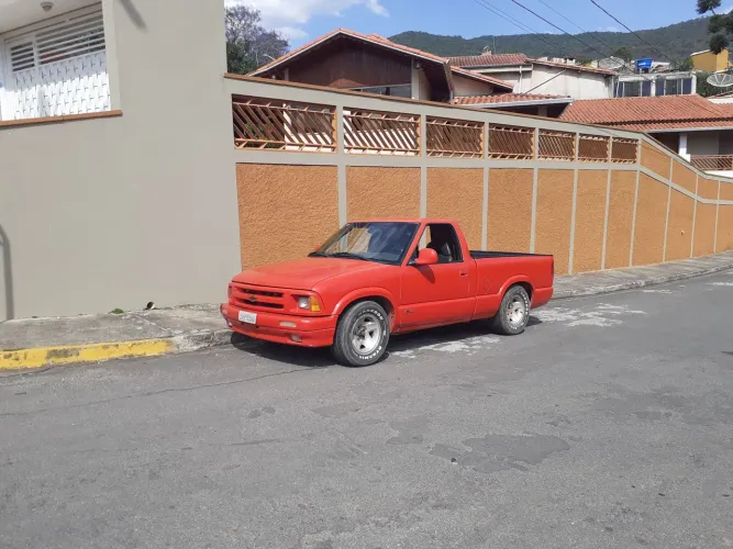VENDO BUCHAS SUSPENSAO SS10 EM P.U