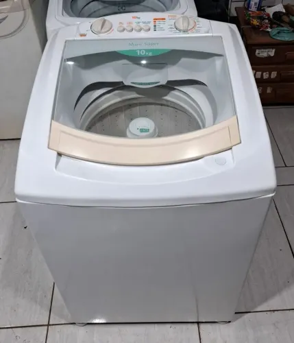 Vendo máquina de lavar roupa consul maré 10kg funcionando perfeitamente!